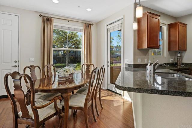 Detail Gallery Image 5 of 42 For 11130 Taloncrest Way Unit 11, San Diego,  CA 92126 - 3 Beds | 2 Baths