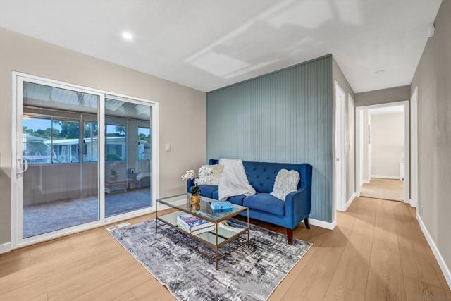 1401 El Norte Pkwy, San Marcos CA: https://media.crmls.org/mediaz/42dde06d-a80a-4d24-adef-ed0140168bb8.jpg