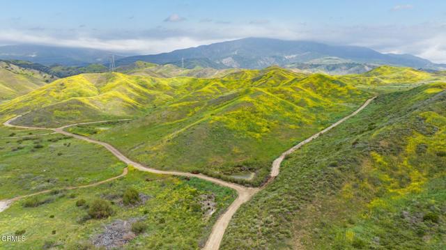 0 Dickenson Road, Santa Paula CA: https://media.crmls.org/mediaz/42dea45e-e87e-4915-a6a0-dd1606ef621f.jpg