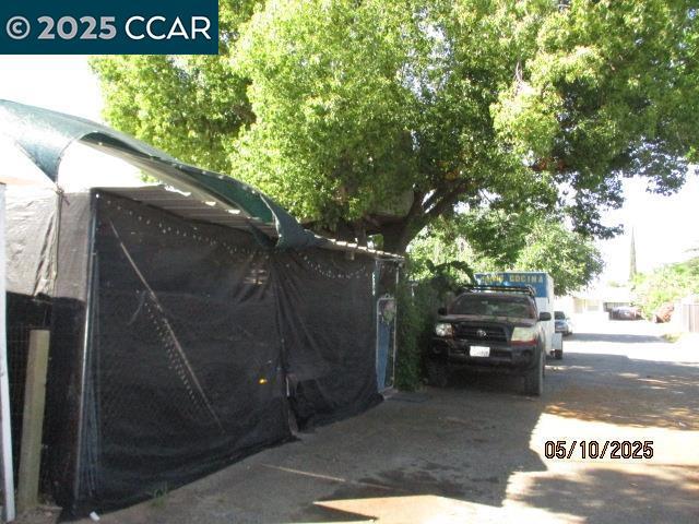 2402 Olive Ave