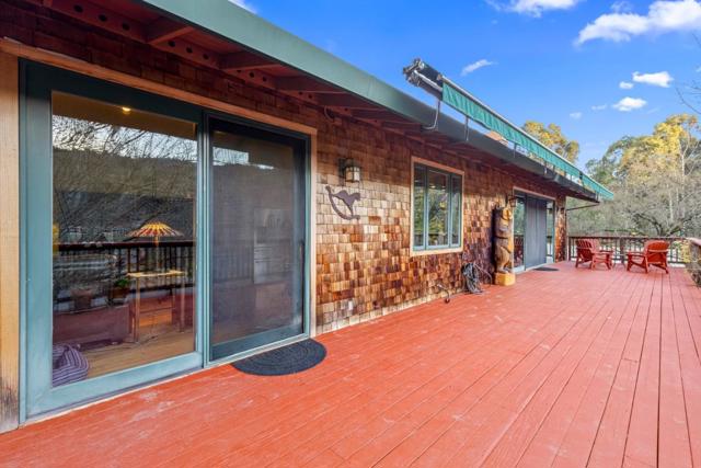 6915 Redwood Retreat Road, Gilroy CA: https://media.crmls.org/mediaz/42dfcfb1-6679-4c35-8b7f-162207beb102.jpg