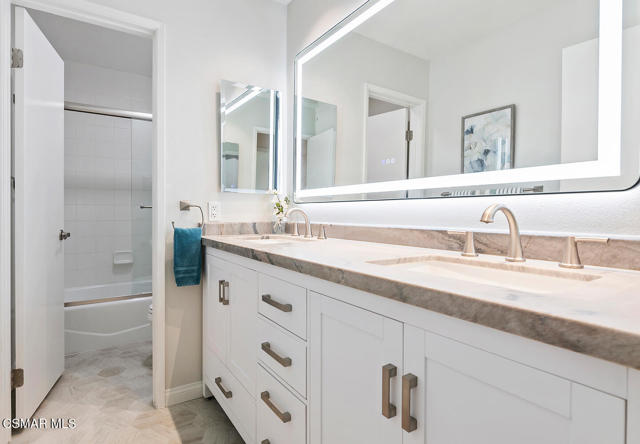 1617 Beagle Court, Ventura CA: https://media.crmls.org/mediaz/42dfd81e-9b23-4413-8e1b-01051a59ab1a.jpg