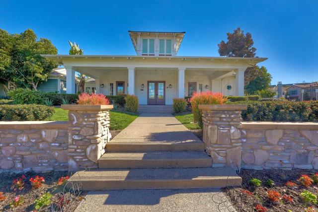 4302 Pacifica Way, Oceanside CA: https://media.crmls.org/mediaz/42e042b0-a5ba-49b8-9775-5c239558dfdc.jpg