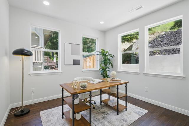 6868 Moore Drive, Oakland CA: https://media.crmls.org/mediaz/42e071b8-1721-41bc-b23c-7aa1c84e2be2.jpg