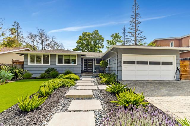 1528 Fernside Street, Redwood City CA: https://media.crmls.org/mediaz/42e12ab1-726b-40b7-aa35-95a841bf3406.jpg