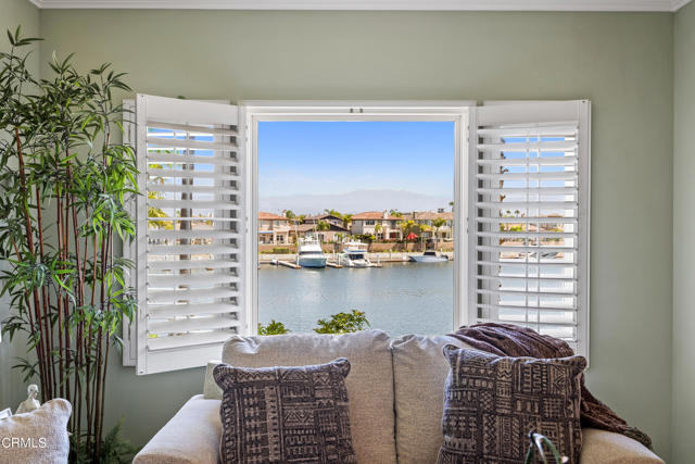 Detail Gallery Image 4 of 36 For 1804 Emerald Isle Way, Oxnard,  CA 93035 - 2 Beds | 2 Baths