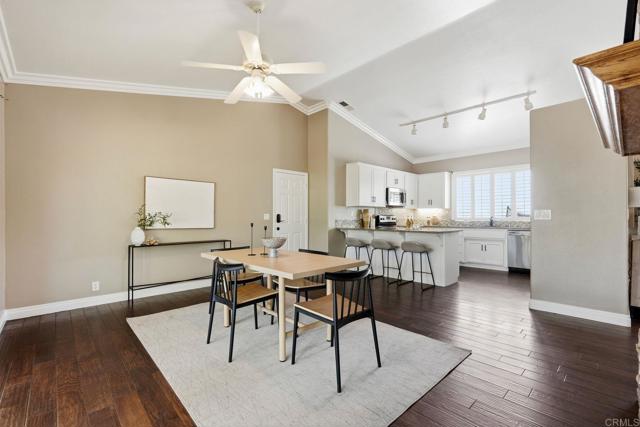 31503 Stardust Lane, Valley Center CA: https://media.crmls.org/mediaz/42e4d403-a99c-442d-9f7a-f48ba1030c32.jpg