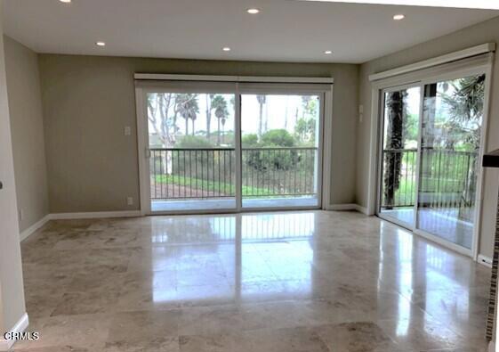 Front Image Thumbnail for CRV1-33568