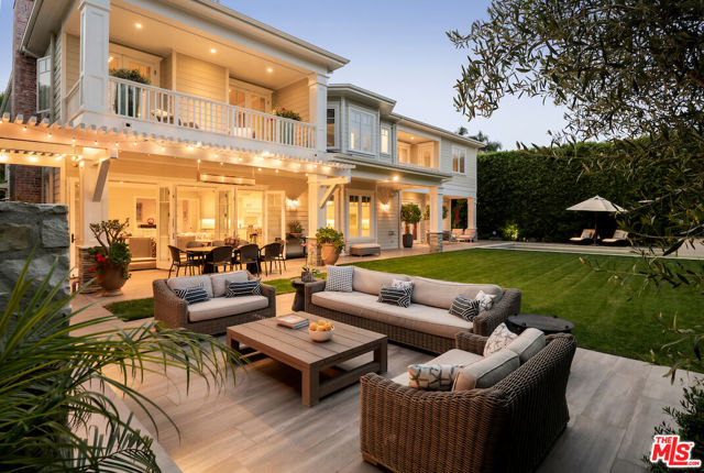 Drew Fenton | 456 N Bowling Green Way Los Angeles CA | MLS: 7251586