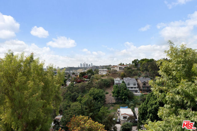 Image 2 for 3937 W Point Dr, Los Angeles, CA 90065