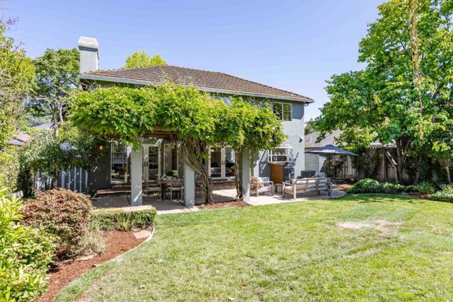 590 Military Way, Palo Alto CA: https://media.crmls.org/mediaz/42e808d6-7eff-4cd4-9c78-f8def8ca0329.jpg