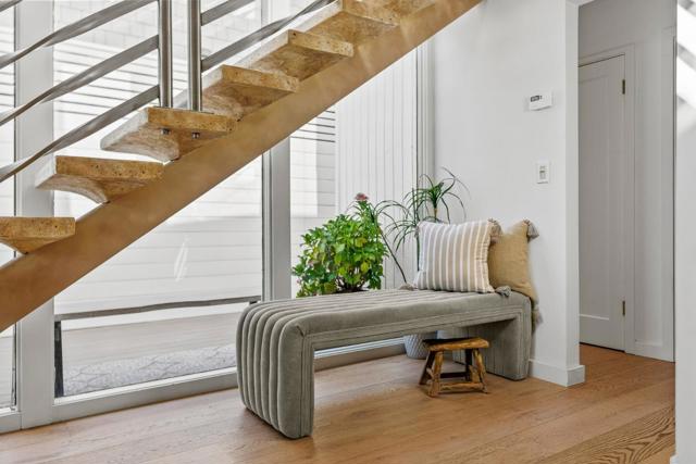 9 Rockview Drive, Santa Cruz CA: https://media.crmls.org/mediaz/42e8a121-8c91-459e-92b8-a1e8c43de740.jpg