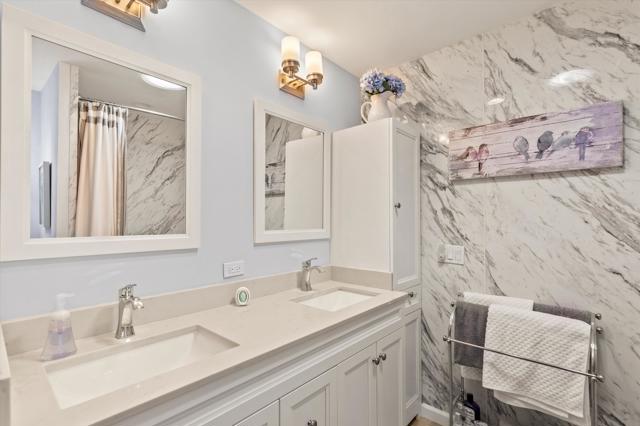 531 Paseo Perdido, Cathedral City CA: https://media.crmls.org/mediaz/42e9ab93-4ce8-43c9-8cb4-e07966bc3c0a.jpg