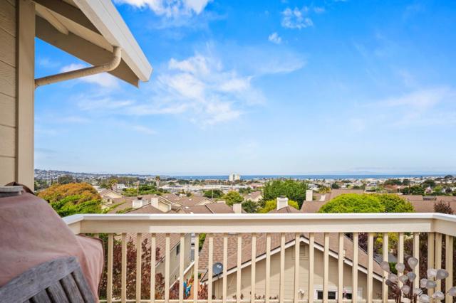 1051 Highlander Drive, Seaside CA: https://media.crmls.org/mediaz/42ea1178-a3e5-452b-a31e-70c17686c87b.jpg