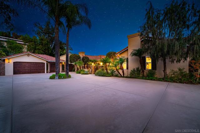 4703 Briana Ct, Fallbrook CA: https://media.crmls.org/mediaz/42ec6576-0476-40de-ab8a-fc713b385f52.jpg
