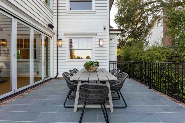 132 Elm Avenue, Burlingame CA: https://media.crmls.org/mediaz/42ecf7c3-c520-4b0e-bac0-6f25eaf09ee0.jpg
