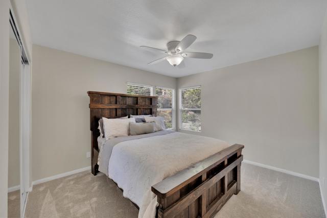 2106 Laura Dr, Escondido CA: https://media.crmls.org/mediaz/42ed4c43-dc76-4db3-847a-dc81d24ec228.jpg