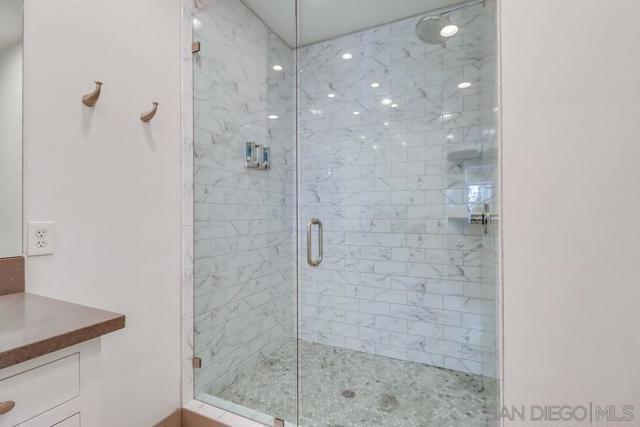 1016 1st St, Coronado CA: https://media.crmls.org/mediaz/42ed99ea-ee7d-42af-aa93-7c28e434e5db.jpg