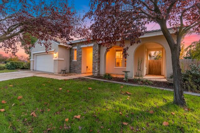 1078 Silver Spur Way, Plumas Lake CA: https://media.crmls.org/mediaz/42edee67-dbcf-4772-9a24-1b6f73fcb303.jpg