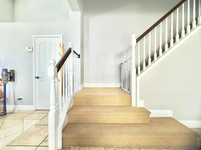 9562 E Park Drive, Elk Grove CA: https://media.crmls.org/mediaz/42f08802-55ba-4a7c-90f0-75579a1d98be.jpg