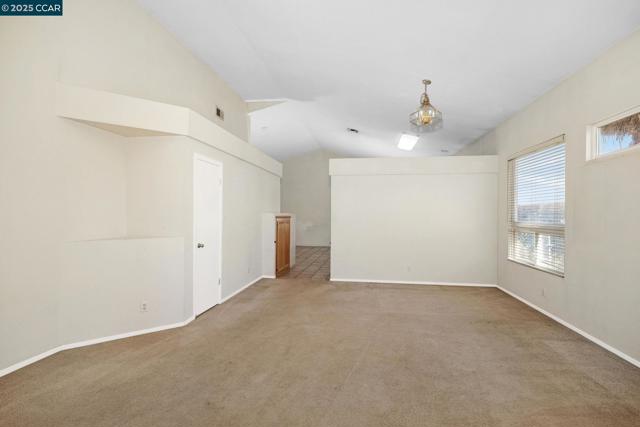 109 Greenmeadow Cir, Pittsburg CA: https://media.crmls.org/mediaz/42f17bfd-1f25-4c31-b209-a0692ece8cf9.jpg