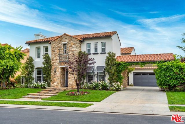4110 Prado De Los Zorros, Calabasas CA: https://media.crmls.org/mediaz/42f2711a-908c-4314-ae6b-e186ec841e90.jpg