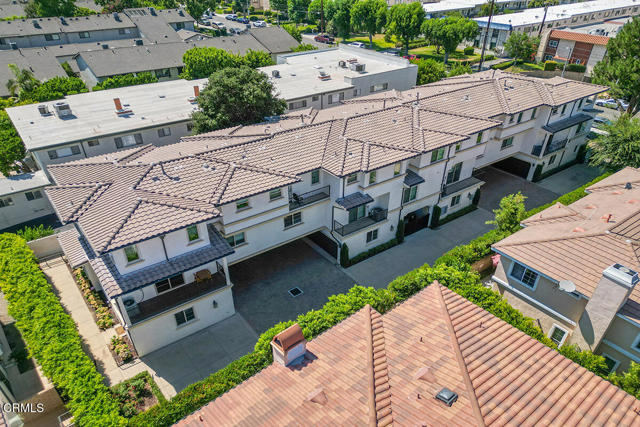 418 Fairview Avenue, Arcadia CA: https://media.crmls.org/mediaz/42f2bf78-7079-4c4a-98d5-c195fd29d7e0.jpg