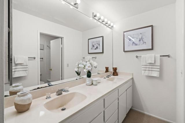 62 Eddystone Court, Redwood City CA: https://media.crmls.org/mediaz/42f31b10-aa68-4bbd-a2de-c706c39d33bc.jpg