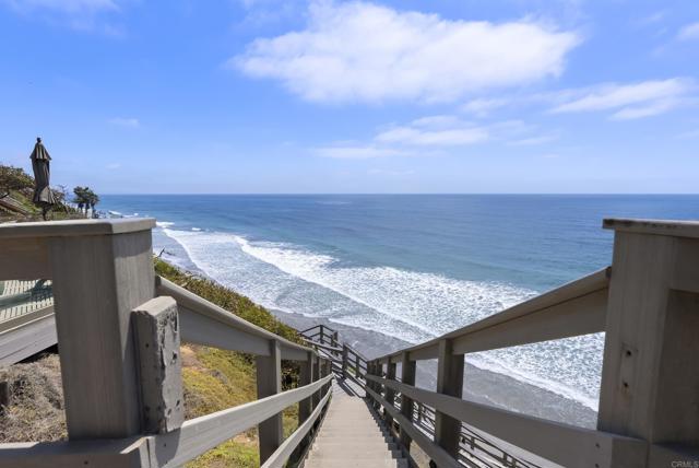 Detail Gallery Image 30 of 31 For 1370 Neptune Ave, Encinitas,  CA 92024 - 4 Beds | 4/1 Baths
