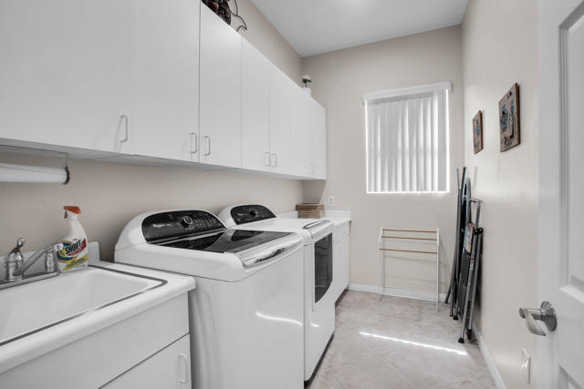 Image 25 of 39 For 78212 Griffin Drive