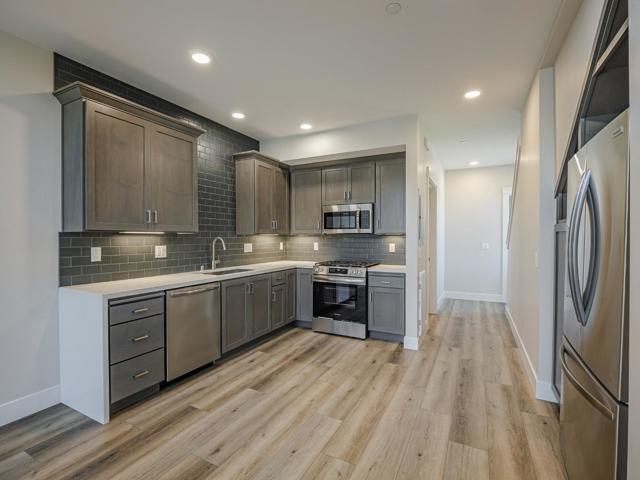 116 Aptos Village Way, Aptos CA: https://media.crmls.org/mediaz/42f4a06a-95a2-4aed-bc83-9d198573ac1f.jpg