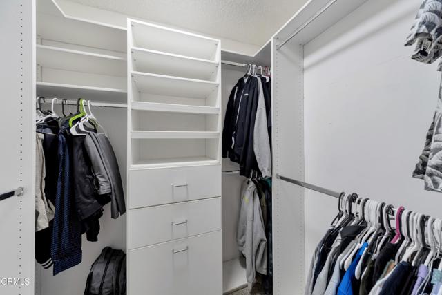 Detail Gallery Image 16 of 29 For 9212 Creemore Dr, La Crescenta,  CA 91214 - 3 Beds | 2/1 Baths