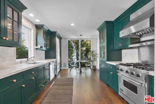 8450 Carlton Way, Los Angeles CA: https://media.crmls.org/mediaz/42f53fa6-02d7-48c3-bf36-47ff3f745bda.jpg