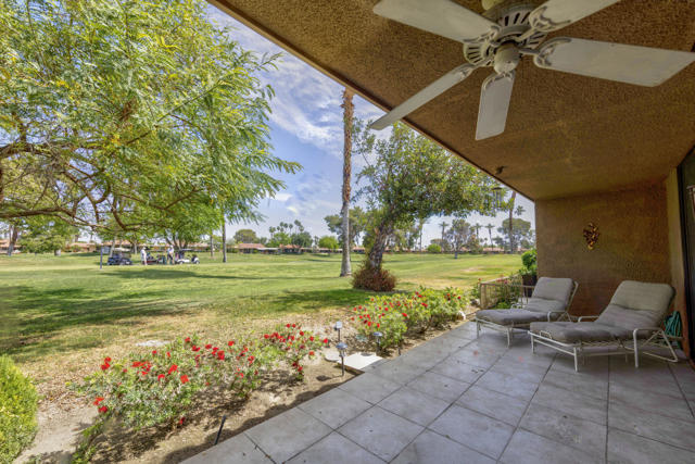 51 Sunrise Drive, Rancho Mirage CA: https://media.crmls.org/mediaz/42f5677d-0f8f-40f0-a4b6-663b3a113d4d.jpg