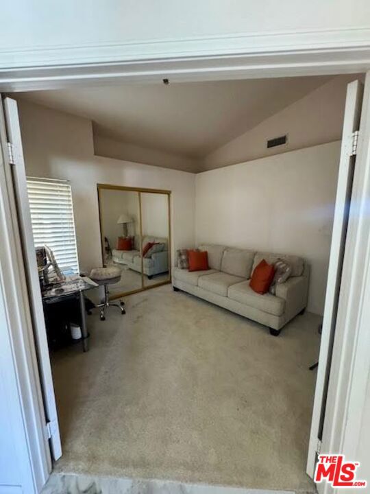 Image 17 of 31 For 408 Oakmont Drive