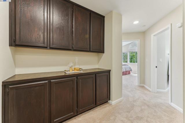 1159 Vintner Pl, Livermore CA: https://media.crmls.org/mediaz/42f70b17-155e-4a53-a443-c257bd883d59.jpg