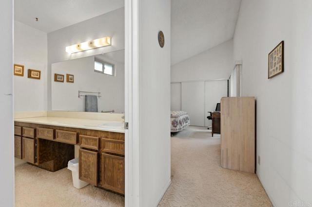 Detail Gallery Image 23 of 39 For 727 Nob Cir, Vista,  CA 92084 - 2 Beds | 2 Baths