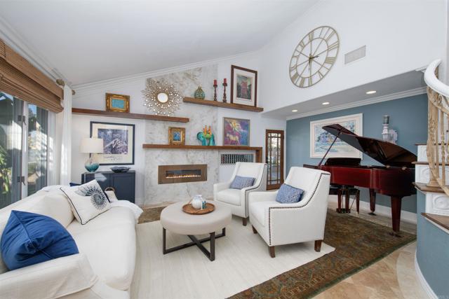 Detail Gallery Image 3 of 63 For 10737 Birch Bluff Ave, San Diego,  CA 92131 - 4 Beds | 3/1 Baths