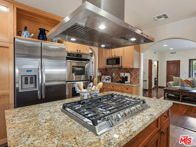 Image 4 of 31 For 2026 Greenfield Avenue