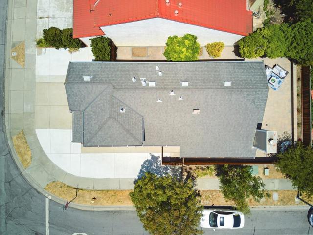 34348 Siward Drive, Fremont CA: https://media.crmls.org/mediaz/42fc6ad7-98aa-41b1-8bb9-47b66362651a.jpg