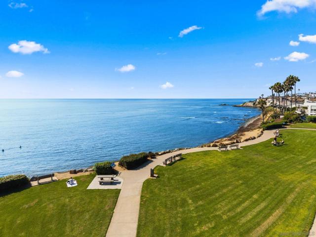 315 Colima Court, La Jolla CA: https://media.crmls.org/mediaz/42fd5d5c-6c51-4160-a86e-053121d315c9.jpg