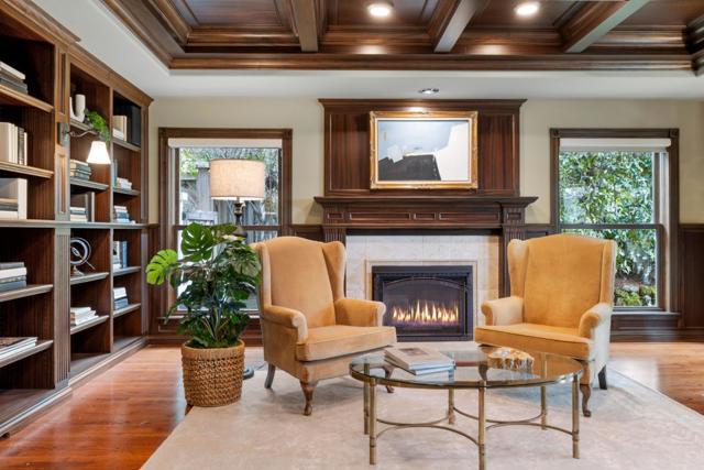 12 Colton Court, Redwood City CA: https://media.crmls.org/mediaz/42fd8988-2f17-462c-a991-2f24757ae87e.jpg