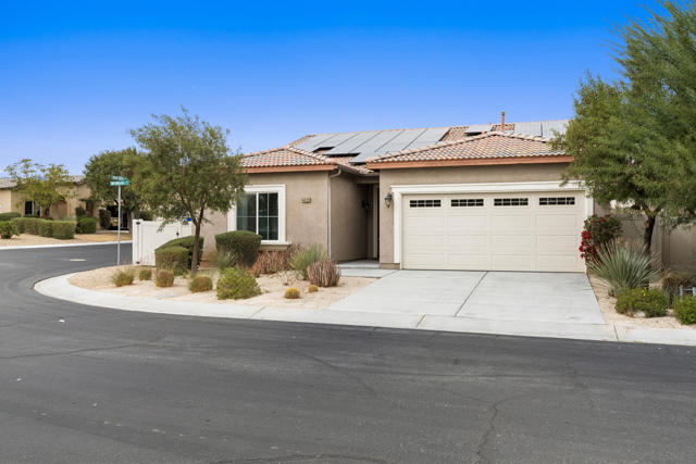 64120 Van Horn Mountain Street, Desert Hot Springs CA: https://media.crmls.org/mediaz/42fdc3c2-eede-4774-a000-e448df162cc0.jpg