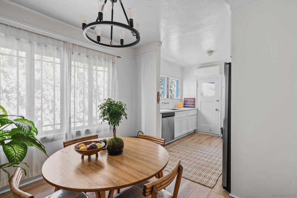 MLS #250039279SD image #7