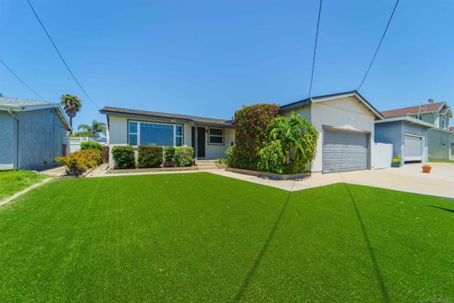 7434 Salerno Street, San Diego CA: https://media.crmls.org/mediaz/42feb883-3a21-44eb-a63c-ee76d8b18888.jpg