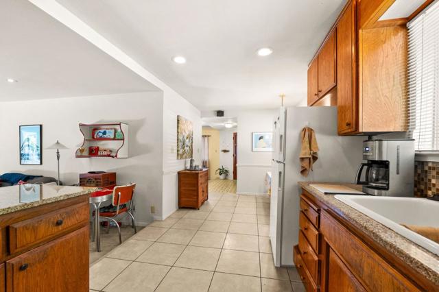101 Sea Terrace Way, Aptos CA: https://media.crmls.org/mediaz/42ff0030-b1b3-4758-ad9e-d9629a5ca778.jpg