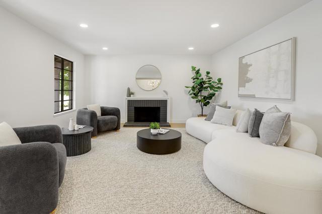 2688 Gamblin Drive, Santa Clara CA: https://media.crmls.org/mediaz/43001126-01d8-469b-affc-b6a9d477f1a3.jpg