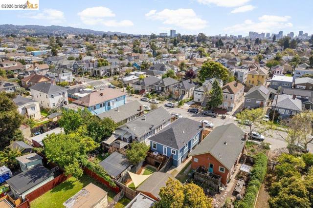 Image 44 of 52 For 1072 57th St