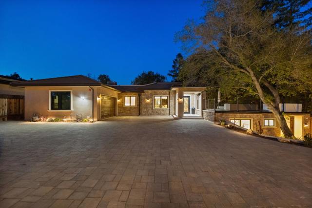 18061 Saratoga Los Gatos Road, Monte Sereno CA: https://media.crmls.org/mediaz/4301b65f-593c-4862-84f4-f0487f67426b.jpg