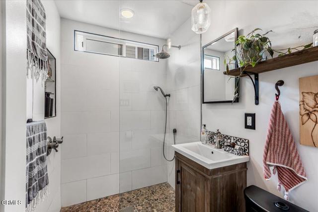 2 Bed Home for Sale in Ventura, California